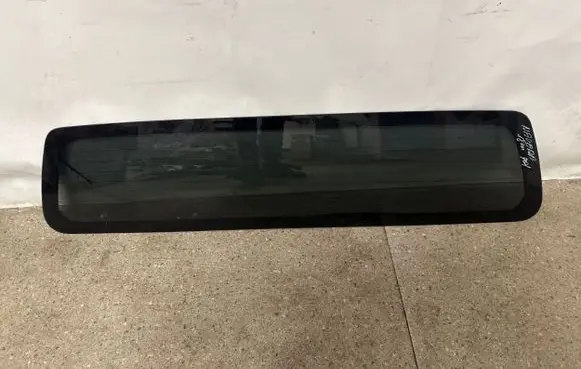 Nissan Navara D23 Rear windscreen/windshield window 43R000041