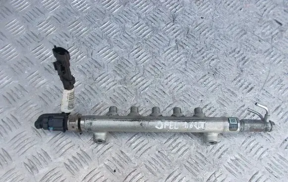 Opel Mokka Fuel main line pipe 55570022 31640022 MRD54344