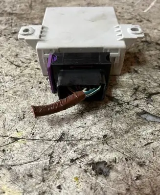 Toyota Avensis T250 Window wiper relay 150696 PA46GF15