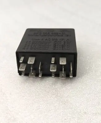 Audi A4 S4 B5 8D Other relay 4A0919471 5KG00656801