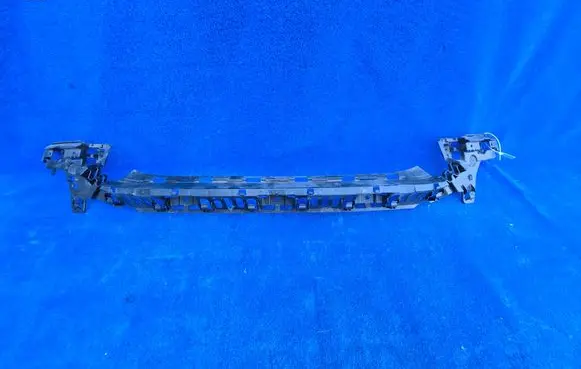 BMW 4 F32 F33 Rear bumper mounting bracket 7432637 7497725