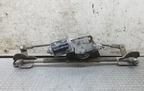 Suzuki Liana Front wiper linkage and motor 1592005593P2