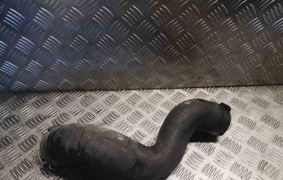 Intercooler hose/pipe
