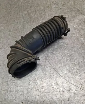 Mazda CX-5 Turbo air intake inlet pipe/hose SH0113221 K6805