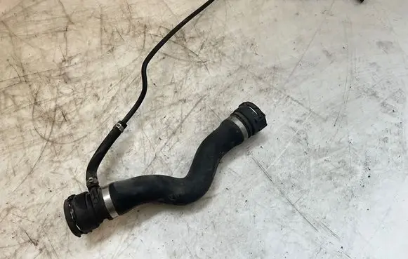 BMW X3 F25 Engine coolant pipe/hose 