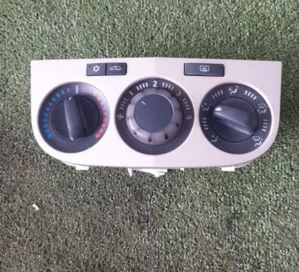 Opel Corsa D Climate control unit 466119570