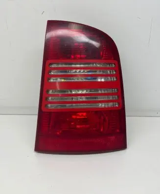 Skoda Octavia Mk1 (1U) Rear/tail lights 1U9945112 1U9945096