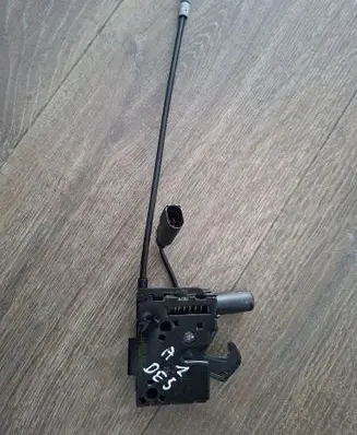 Audi A1 Engine bonnet/hood lock/catch 82A823509