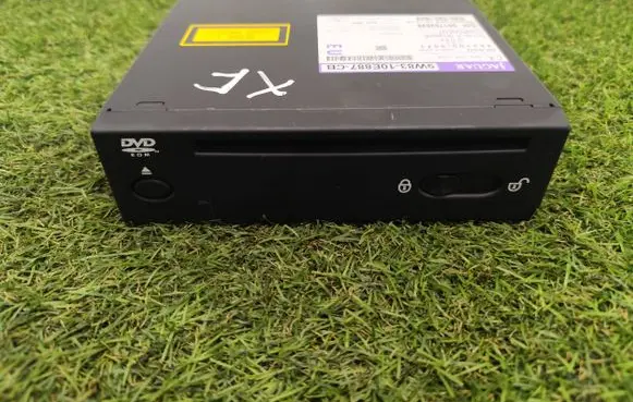 Jaguar XF CD/DVD changer 9W8310E887CB 081702029 4621009071