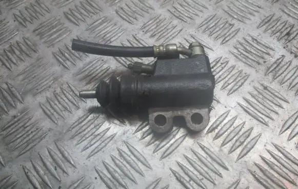 Nissan Almera N16 Clutch release bearing slave cylinder 