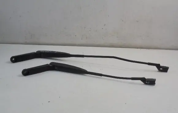 Fiat Bravo Front wiper blade arm