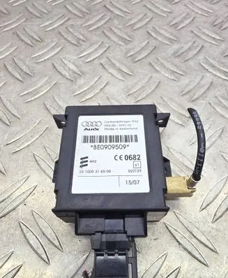 Audi A4 S4 B7 8E 8H Auxiliary heating control unit/module 8E0909509 HV200SW0102 221000318500