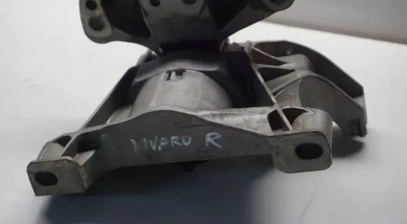 Citroen C4 Aircross Other engine bay part 