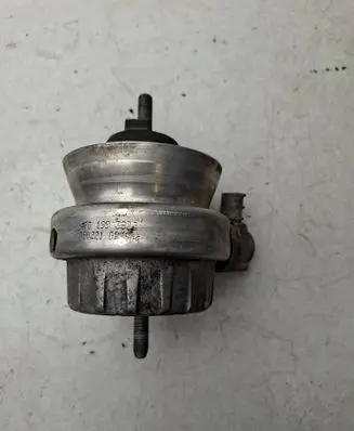 Audi A6 S6 C6 4F Engine mount bracket 4F01993820