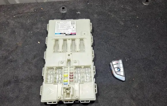 BMW 5 G30 G31 Comfort/convenience module A2C87722509 8794951