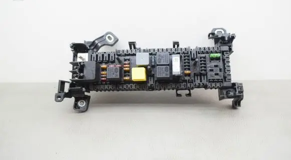 Mercedes-Benz B W246 W242 Fuse box set A2465400240
