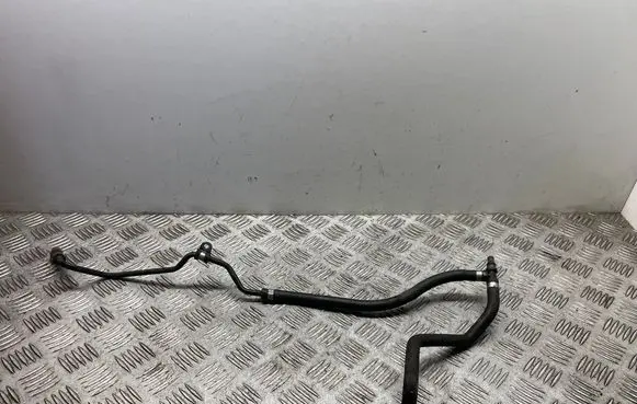 Mercedes-Benz C W204 Engine coolant pipe/hose A2045013125