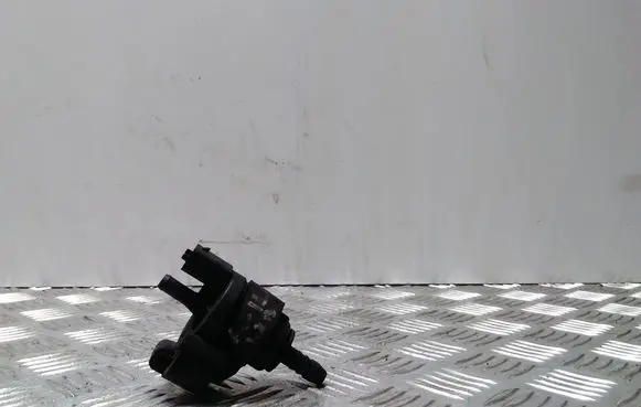 Opel Agila A Vacuum valve 9205571