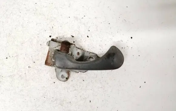 Mitsubishi Carisma Front door interior handle 