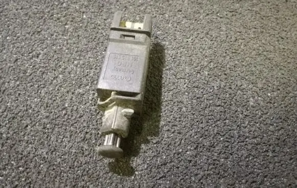 Volkswagen Golf IV Brake pedal sensor switch 191945515