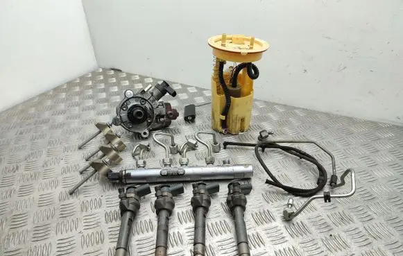 Mini Cooper Countryman R60 Fuel injection system set 0445010519 7823452 0445214237