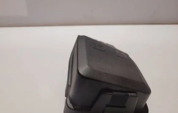 Volvo V60 Fuse box cover 31337340