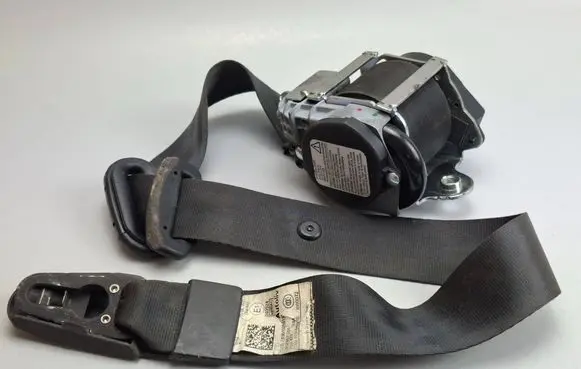 Skoda Superb B6 (3T) Front seatbelt 3T2857701 1000072 609846900