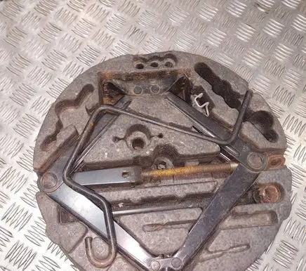 Opel Astra H Tool set 13162851 8378 B378