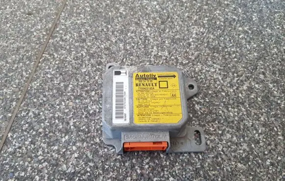 Renault Megane II Airbag control unit/module 7700423185A