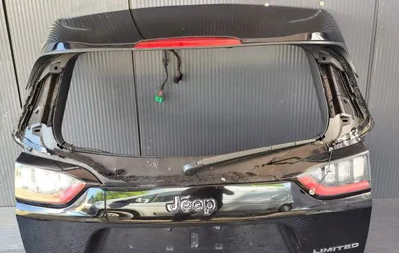 Jeep Cherokee Tailgate/trunk/boot lid CHEROKEEKLVKLAPA