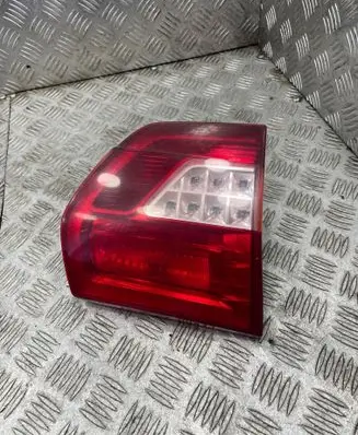 Citroen C5 Tailgate rear/tail lights 9681074380