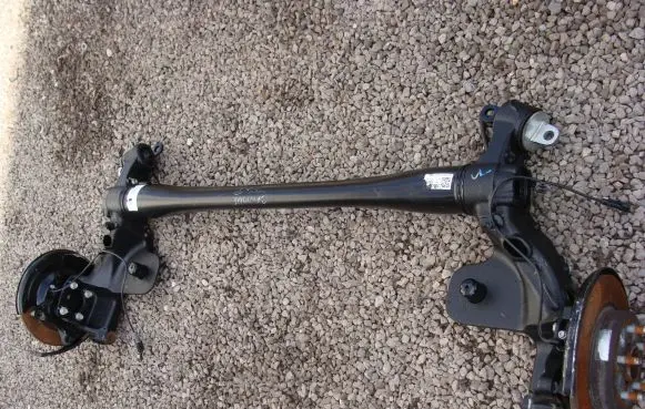 Opel Mokka Rear axle beam with reductor 