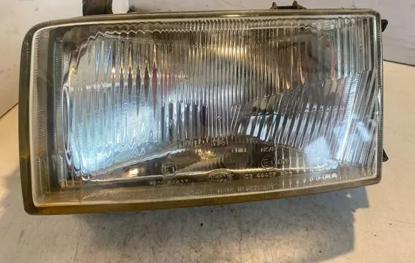 Volkswagen Transporter - Caravelle T4 Headlight/headlamp