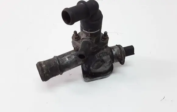 Volkswagen Sharan Engine coolant pipe/hose 038121133J
