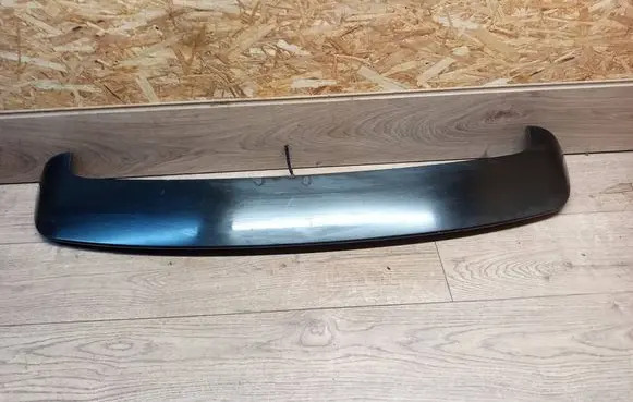 Mitsubishi Grandis Tailgate/trunk spoiler MN129304