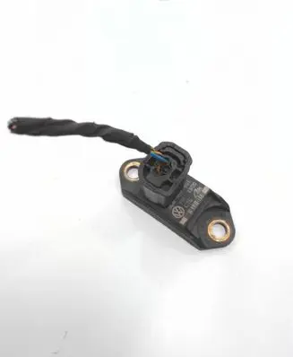 Audi Q3 8U Airbag deployment crash/impact sensor 3C0907651
