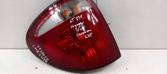 Chrysler Grand Voyager IV Rear/tail lights