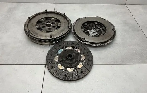 Volkswagen PASSAT B8 Clutch set kit 