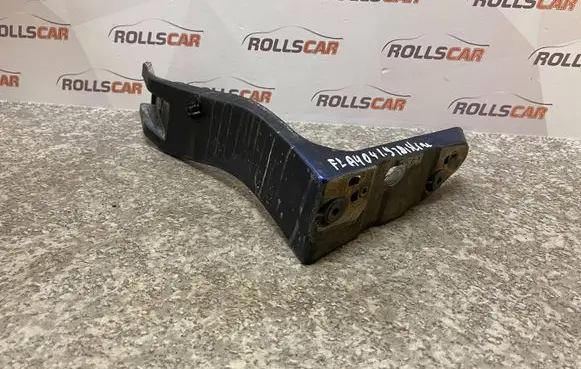 Audi A4 S4 B6 8E 8H Front bumper mounting bracket 8E0821137