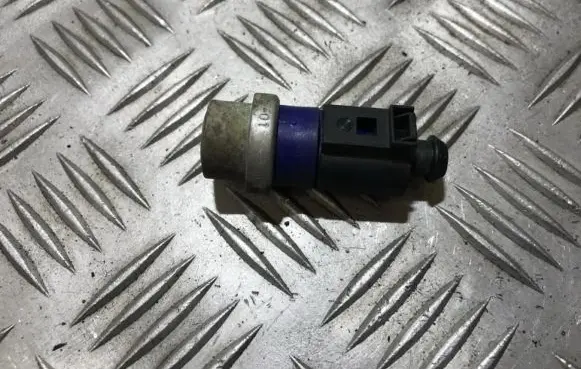 Coolant temperature sensor