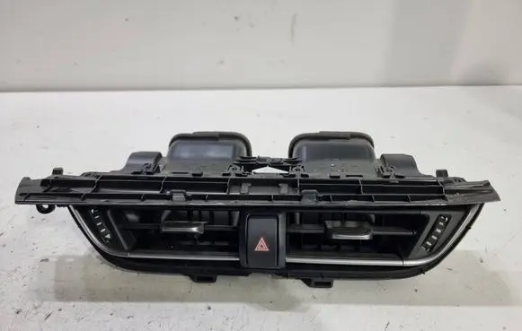 Dash center air vent grill