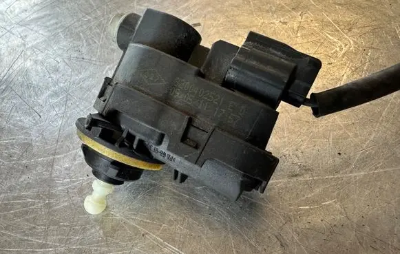 Renault Scenic III - Grand scenic III Headlight level adjustment motor 8200402521