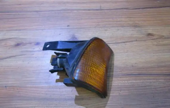 BMW 5 E34 Front indicator light 155244