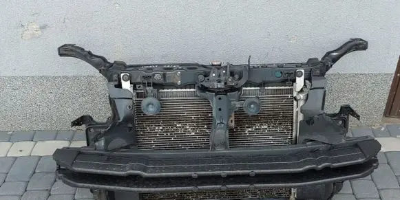 Renault Koleos I Top upper radiator support slam panel 