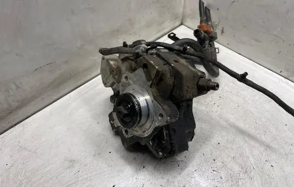 Hyundai Sonata Fuel injection high pressure pump 3310027400
