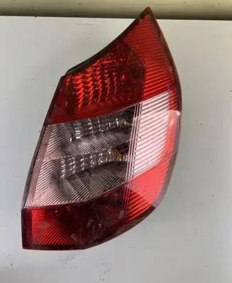 Renault Scenic II - Grand scenic II Rear/tail lights 15911600