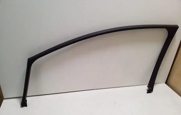 Nissan Leaf I (ZE0) Other front door trim element 