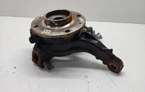 Opel Mokka B Front wheel hub 9810998280