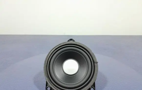 BMW M5 Subwoofer speaker 9364956