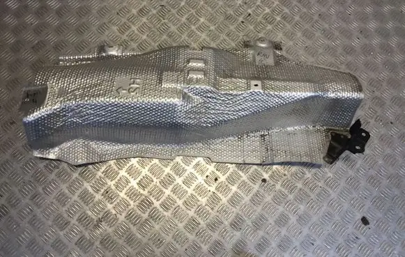 Toyota Hiace (H11, H20, H30, H40) Engine cover (trim)
